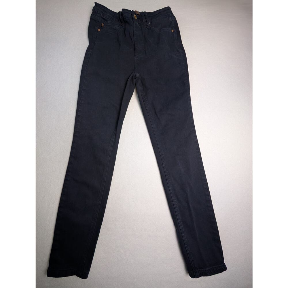 Judy Blue Size 9/29 Tummy Control Blue Garment Died with Golden Buttons